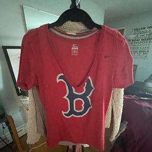 Boston Red Sox V-Neck Tshirt
